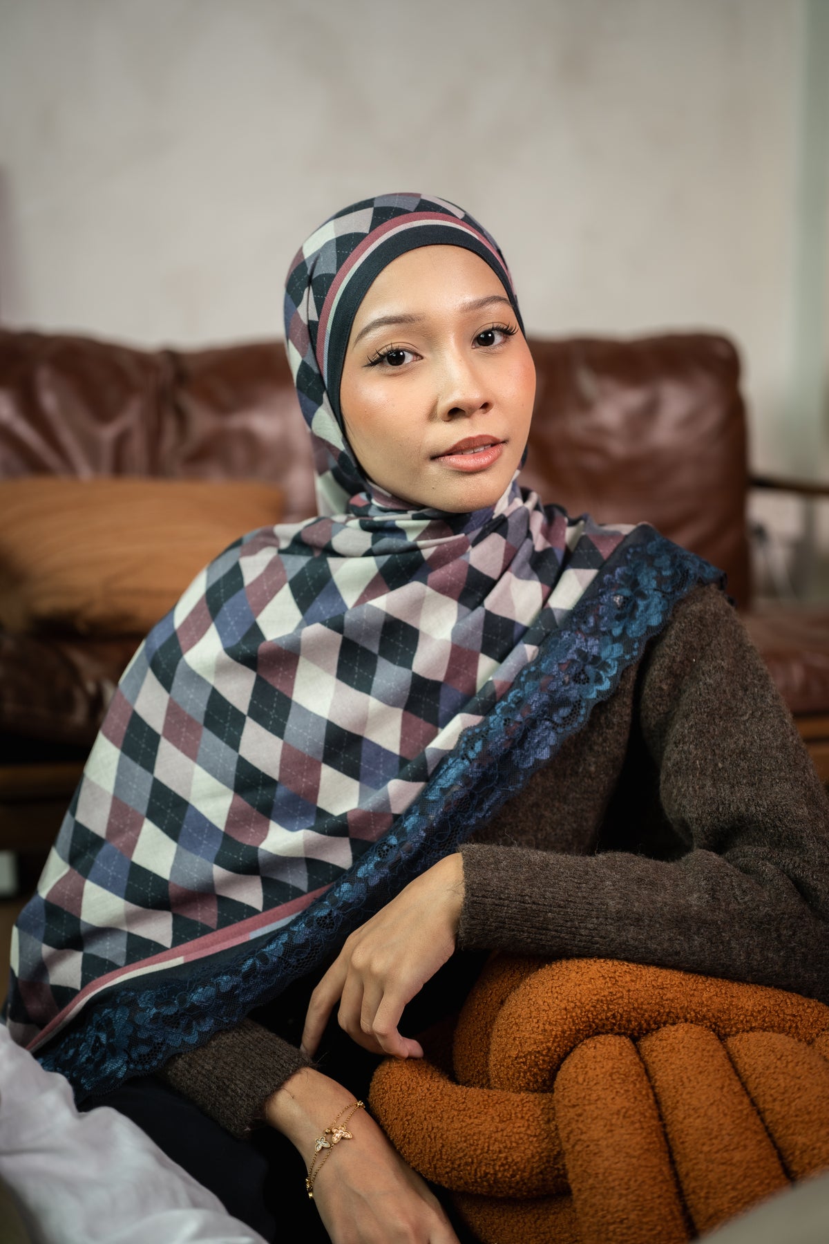 Dead Poets Society - Hijabooked 2M Modal with Lace
