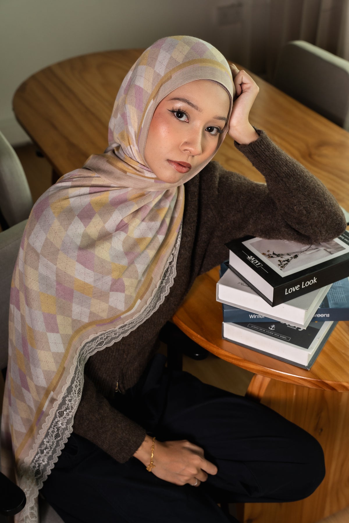 Dead Poets Society - Hijabooked 2M Modal with Lace